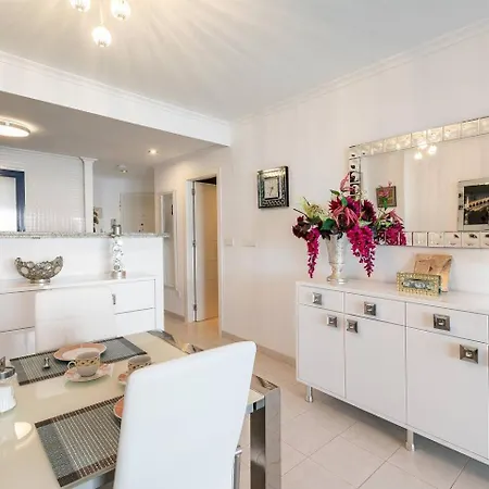 Lovely With Stunning Sea View, 2nd Floor